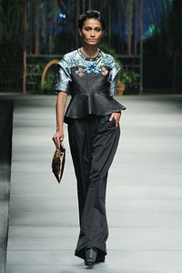 Biyan Wanaatmadja FOLIAGE at Grand Ballroom Hotel Mulia. Jakarta. [Foto: Mohammad Abduh/Wolipop]