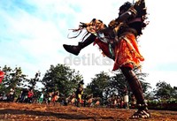 Tarian ini mengisahkan tentang semangat nan gigih para Prajurit Pangeran Diponegoro yang dengan gagah berani berperang melawan pasukan Belanda supaya meninggalkan jejaknya dari wilayah Selo.