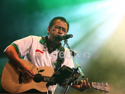 Musik Iwan Fals Menghentak Boyolali