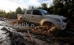 Double Cabin, Sang Penakluk Perbatasan Serawak