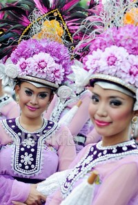 Jakarnaval ini merupakan perhelatan tahunan untuk menyambut HUT Kota Jakarta.