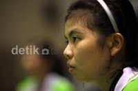 Kucuran keringat terlihat di wajah pemain bintang pelatnas putri Cipayung Greysia Polii, usai melakukan sesi tanding bersama para peserta grand finalis dalam rangkaian choaching clinic.