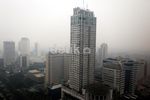 Jakarta Berkabut Putih
