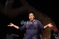 Artis Camelia Malik ikut berperan dalam drama musikal ini. Agung Pambudhy/detikcom.