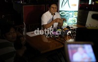 Pernikahan akbar dan mewah itu sejatinya akan digelar di Hotel Shangrila pada pagi harinya. Kemudian dilanjutkan resepsi pada (17/6). Rekan media tak diperbolehkan meliput. Hanya saja usai akad nikah akan kembali digelar konferensi pers.