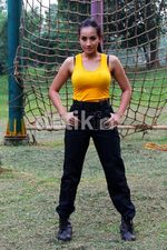 Wah! Shinta Bachir Seksi Pakai Tanktop Kuning