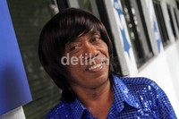 Memiliki kekasih, Pak Tarno mengaku semakin percaya diri. Gusmun/detikHot.