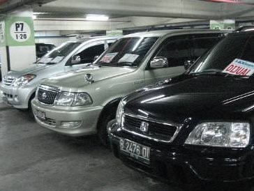 DP Kredit Mobil Baru Naik, Pedagang Mobil Bekas Senang