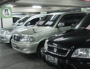 DP Kredit Mobil Baru Naik, Pedagang Mobil Bekas Senang