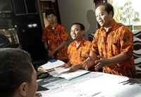 Hidayat menyebutkan nilai harta bergeraknya berupa alat transportasi sebesar Rp808.000.000 dan harga bergerak lain Rp303.000.000. (dok HNW)