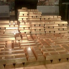 Harga Emas Batangan Antam Turun Rp 4 Ribu/Gram, Ini Alasannya
