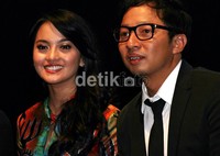 Jika melihat gerak-gerik keduanya, Agus dan Ririn sepertinya memiliki hubungan khusus. Gusmun/detikcom.