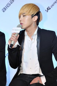 Saat di konferensi pers Hyundai beberapa waktu lalu. (YG Entertainment).