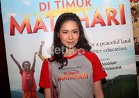 Laura mengaku jarang mandi saat syuting di Papua. Gusmun/detikHot.