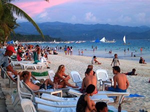5 Pantai Ini Adalah Surganya Para Pria Single
