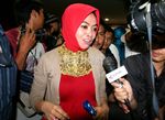 Wa Ode Nurhayati Jalani Sidang Perdana