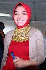 Wa Ode Nurhayati Jalani Sidang Perdana