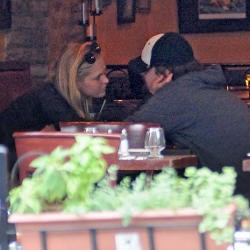 Ciee..Leonardo DiCaprio Makin Mesra dengan Pacar Barunya