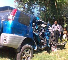 KA Sancaka Seruduk Mobil Taruna, Satu Orang Tewas