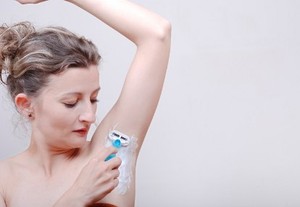 Cukur Bulu Ketek, Jika Punya Bau Badan