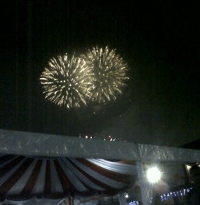 Pesta Kembang Api Ramaikan Pembukaan Jakarta Fair 2012