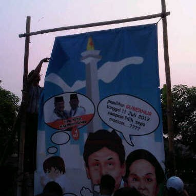 5.979 Spanduk Pilkada Diturunkan Satpol PP & Panwaslu Tadi Malam