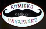 Eitss...Ada Si Kumis di Baliho PRJ