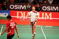 Dionysius Hayom Rumbaka harus mengakui permainan dan keunggulan rekannya Simon Santoso pada babak perempatfinal Djarum Indonesia Open Super Premier Series 2012.