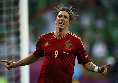 Spanyol Lumat Irlandia 4-0