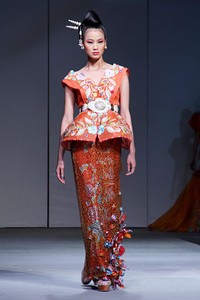 Jeanny Ang Beauty Treasure APPMI Fashion Chinese Couture 2012 at Ballroom Hotel Mulia. Jakarta. [Foto: Mohammad Abduh/Wolipop]