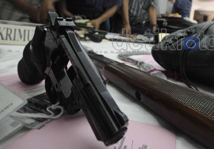 Perampokan di Riau: Tembak Polisi, Gasak Emas dan Rampas Senpi