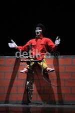 Pentas Fun To Mime Septian Dwi Cahyo