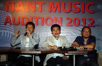 Menurut pihak penyelenggara Nant Music, mereka bebas memilih dan menyanyikan cover lagu artis-artis idola mereka masing-masing.