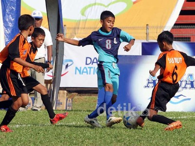 SSB Putra Muara Cunda Aceh Juara Danone Cup