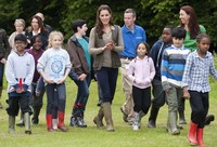 Kate terlibat dengan semua aktivitas bersama anak-anak di sana. David Parker-WPA Pool/Getty Images.