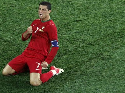 Ronaldo Bawa Portugal Temani Jerman