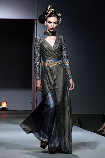 Rudy Chandra Beauty Treasure. APPMI Fashion Chinese Couture 2012 at Ballroom Hotel Mulia. Senayan. Jakarta.[Foto: Mohammad Abduh/Wolipop]