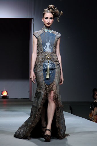 Rudy Chandra Beauty Treasure. APPMI Fashion Chinese Couture 2012 at Ballroom Hotel Mulia. Senayan. Jakarta.[Foto: Mohammad Abduh/Wolipop]