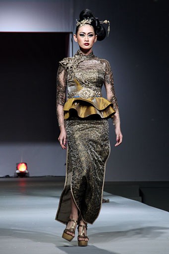 Rudy Chandra Beauty Treasure. APPMI Fashion Chinese Couture 2012 at Ballroom Hotel Mulia. Senayan. Jakarta.[Foto: Mohammad Abduh/Wolipop]