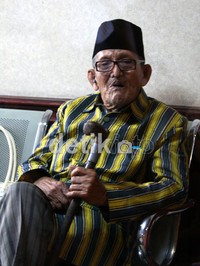 Kakek Wa Ode hadir dalam persidangan ini. Ramses/detikcom.