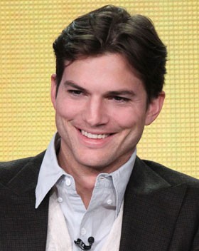 Coba Berbisnis, Ashton Kutcher Tak Takut Uangnya Habis