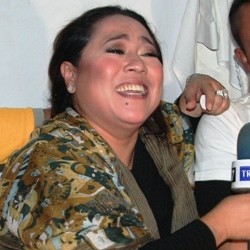 Nunung Bantah Rebut Suami Orang