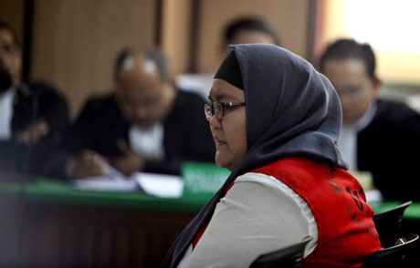 Hakim Sakit, Sidang Afriyani Ditunda