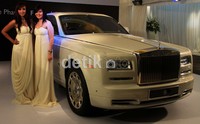 Dari desainnya, keluarga Phantom ini masih mengusung kekuasaan desain khas Rolls-Royce yang konservatif dengan tema Spirit of Ecstasy yang termasyhur. Agung Pambudhy/detikcom.