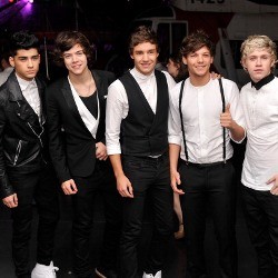 Tur di Amerika, One Direction Ribet Soal Makanan