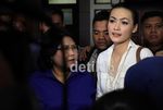 Hengky Absen, Sidang Cerai Christy Jusung Ditunda