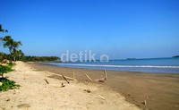 Dalam event tersebut, para peserta juga akan melintasi Pantai Sumur. (Fitraya Ramadhanny/detikSport).