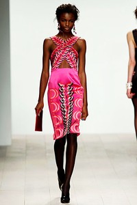 Holly Fulton, Fall/Winter 2012. London Fashion Week 2012. [dok. Holly Fulton]