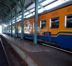 Terserempet KA di Cipinang, Bocah SD Luka-luka