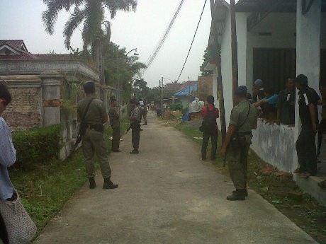 Polisi Tangkap 2 Pria & 1 Perempuan Terduga Teroris di Medan 